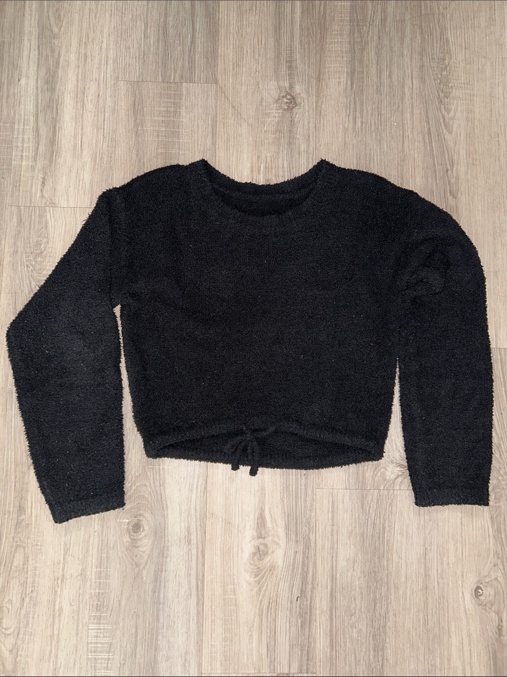 P'tula Black Plush Cropped Pullover